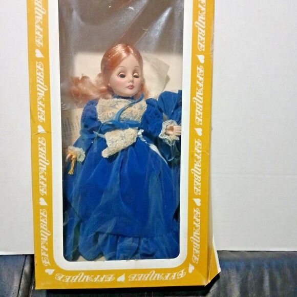 Vintage Effanbee Doll 11ins Elizabeth Blue Dress and Hat. - Picture 1 of 10
